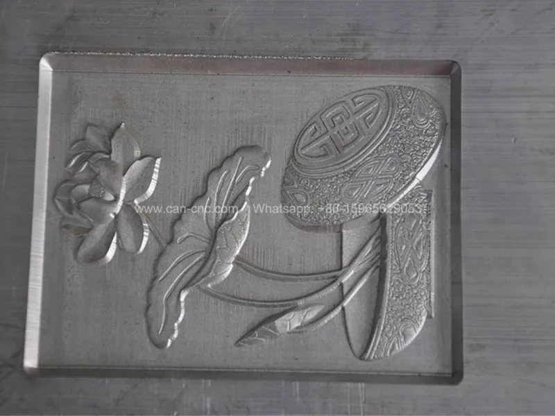 computer controlled wood carving machine (2)